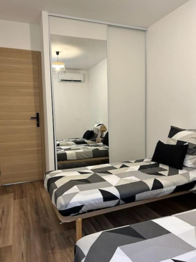 Appartement Jacuzzi Narbona Esterno foto