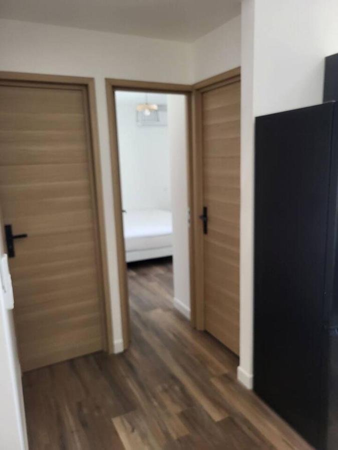 Appartement Jacuzzi Narbona Esterno foto